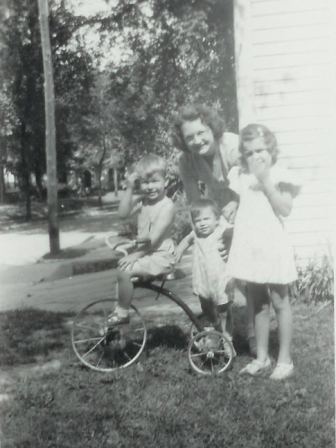GrannySummer1948b
