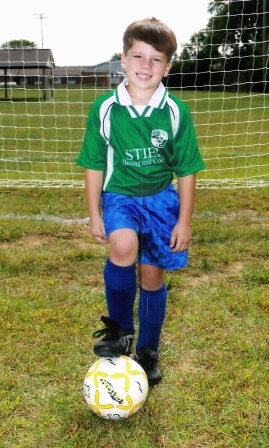 LukeSoccer2009a