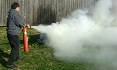 TomExtinguisher