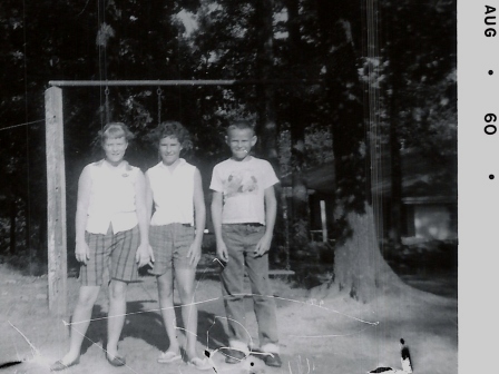 Waybac.1960.08.MomB