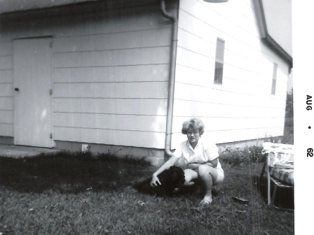 Waybac.1962.08.MomDog