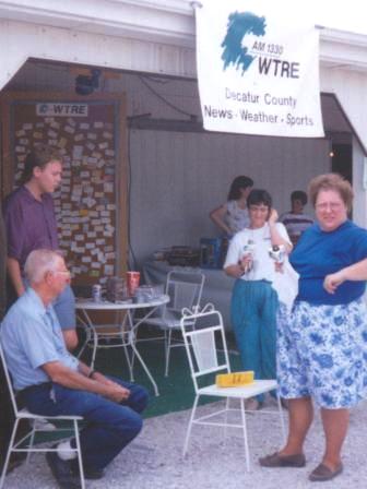 Waybac.1980s.Gigi.WTRE.fairbooth.jpg