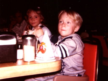 Waybac.1983.10.Rob.Kate.Showbiz.1