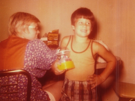 Waybac.Mom.Tommy.70s
