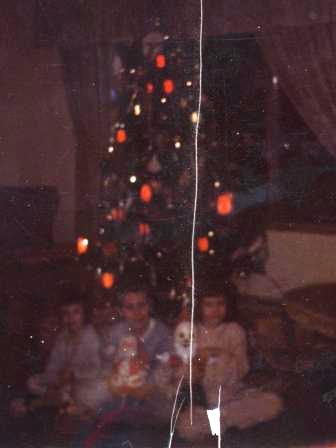 Waybac.Xmas.1975.OwensTreeKids