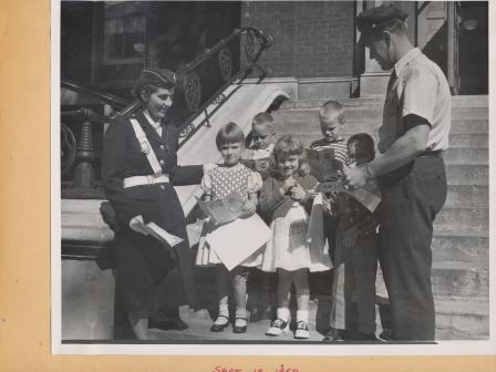 Waybac.1958.09.12.gin1