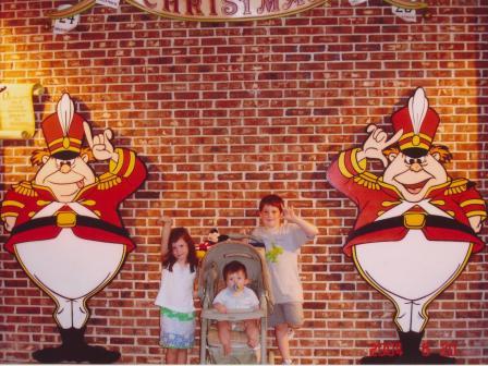 Waybac.2004.06.wdw387